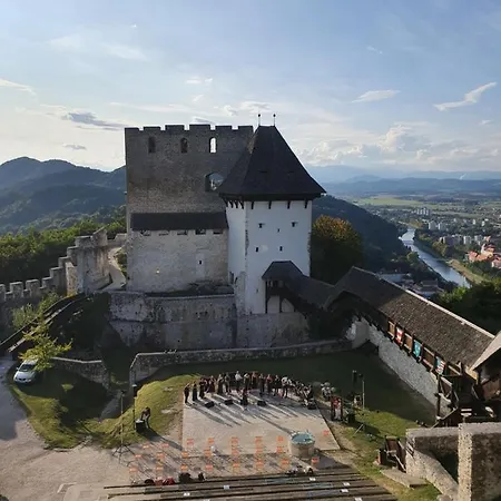 Mara * Celje